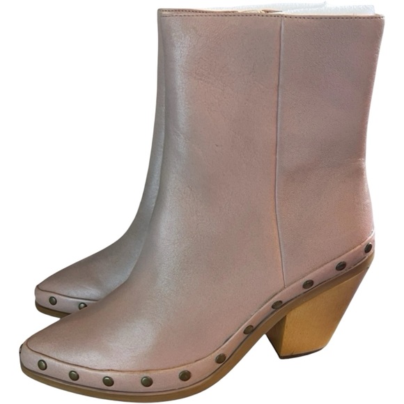 Natural Leather Studded Boots 7.5 Western Line Dancing NWB $158 Band of Gypsies - Picture 2 of 7